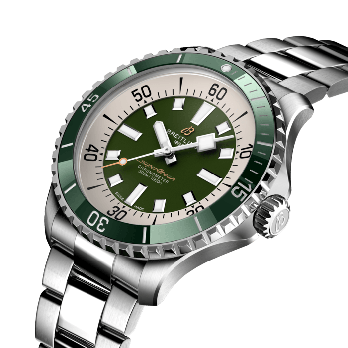 a17376a31l1a1-superocean-automatic-44-three-quarter.png