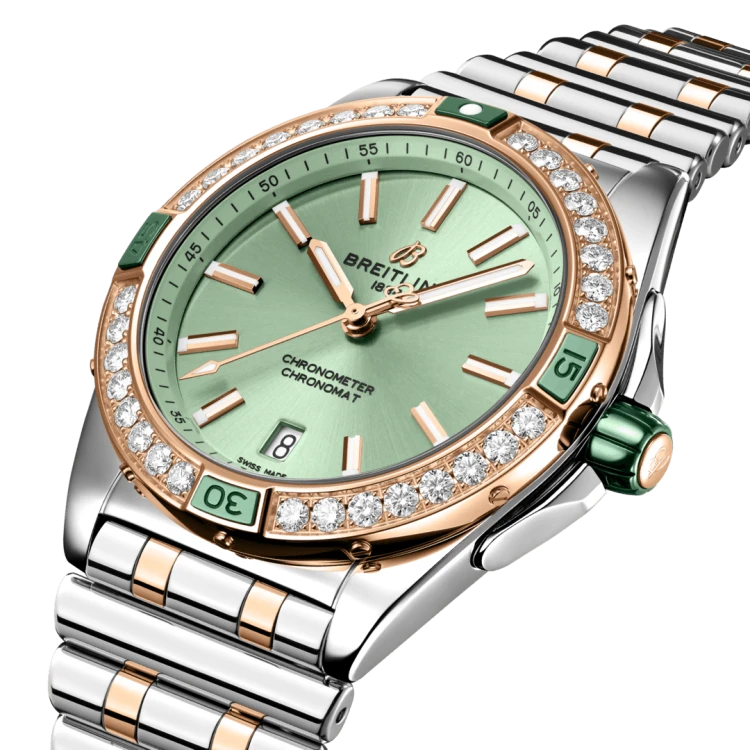 u17356531l1u1-super-chronomat-automatic-38-three-quarter.png