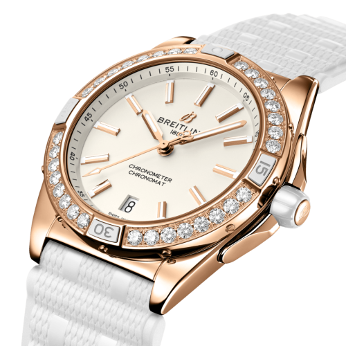 r17356531g1s1-super-chronomat-automatic-38-origins-three-quarter.png