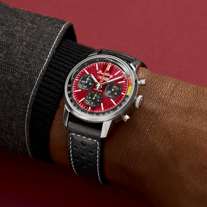 ab01761a1k1x1-top-time-b01-chevrolet-corvette-on-wrist.png