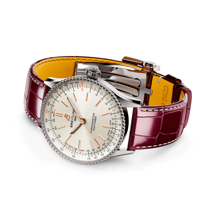a17327211g1p1-navitimer-automatic-36-rolled-up.png