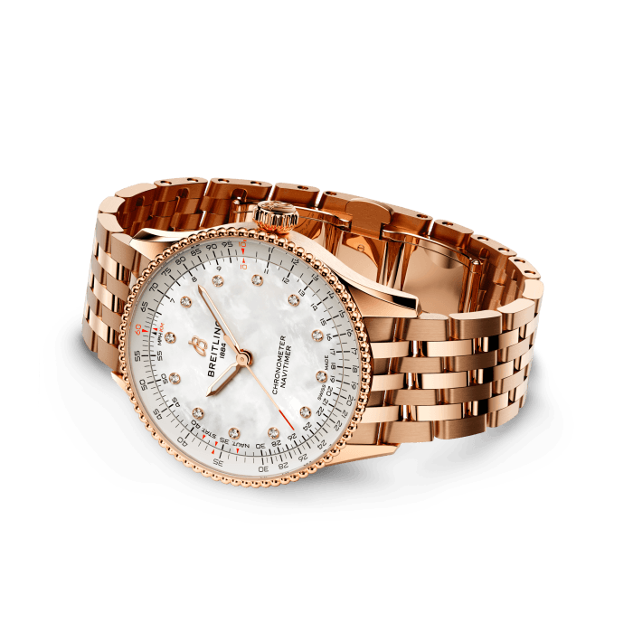 r17327211a1r1-navitimer-automatic-36-rolled-up-3.png