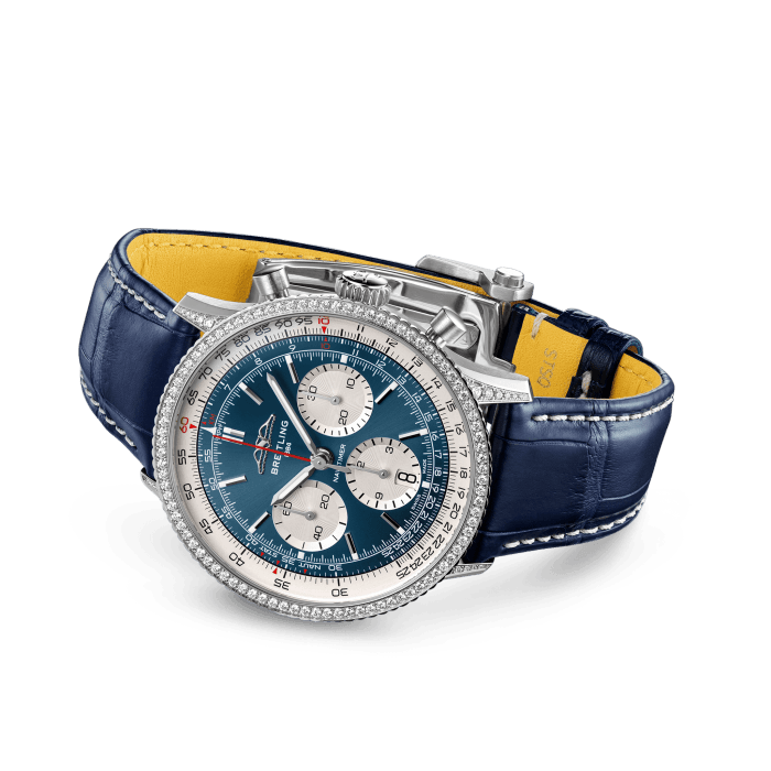 ab0139631c1p1-navitimer-b01-chronograph-41-rolled-up.png
