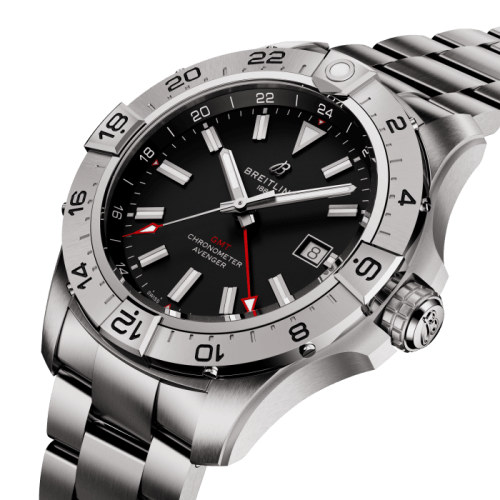 a32320101b1a1-avenger-automatic-gmt-44-three-quarter.png