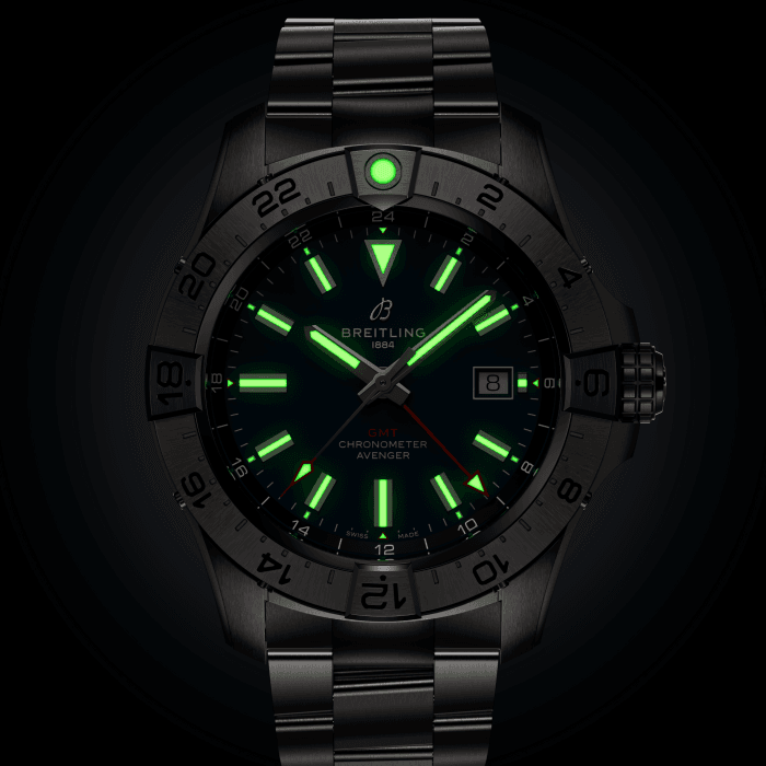 a32320101c1a1-avenger-automatic-gmt-44-lumes.png