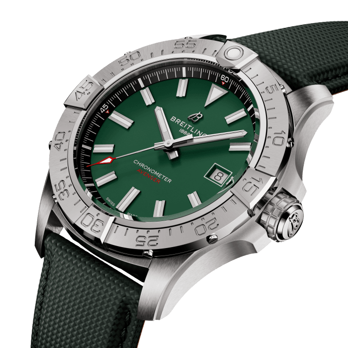 a17328101l1x1-avenger-automatic-42-three-quarter.png