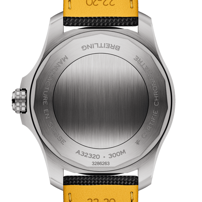 a32320101b1x1-avenger-automatic-gmt-44-back.png