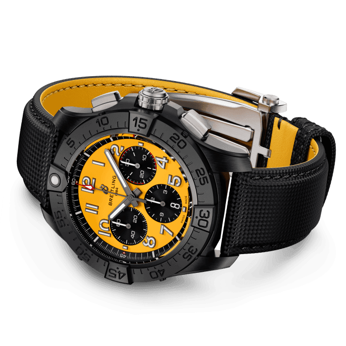 sb0147101i1x2-avenger-b01-chronograph-44-night-mission-rolled-up.png