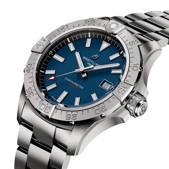 a17328101c1a1-avenger-automatic-42-three-quarter.png