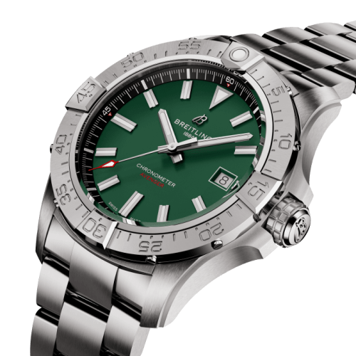 a17328101l1a1-avenger-automatic-42-three-quarter.png