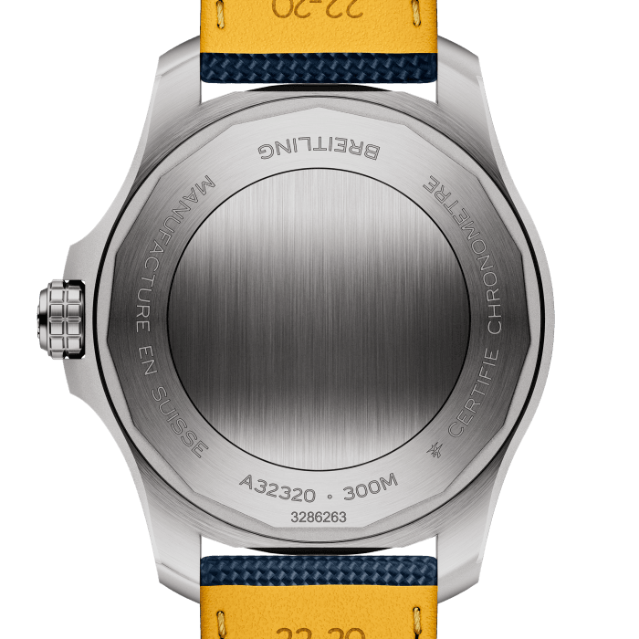a32320101c1x1-avenger-automatic-gmt-44-back.png