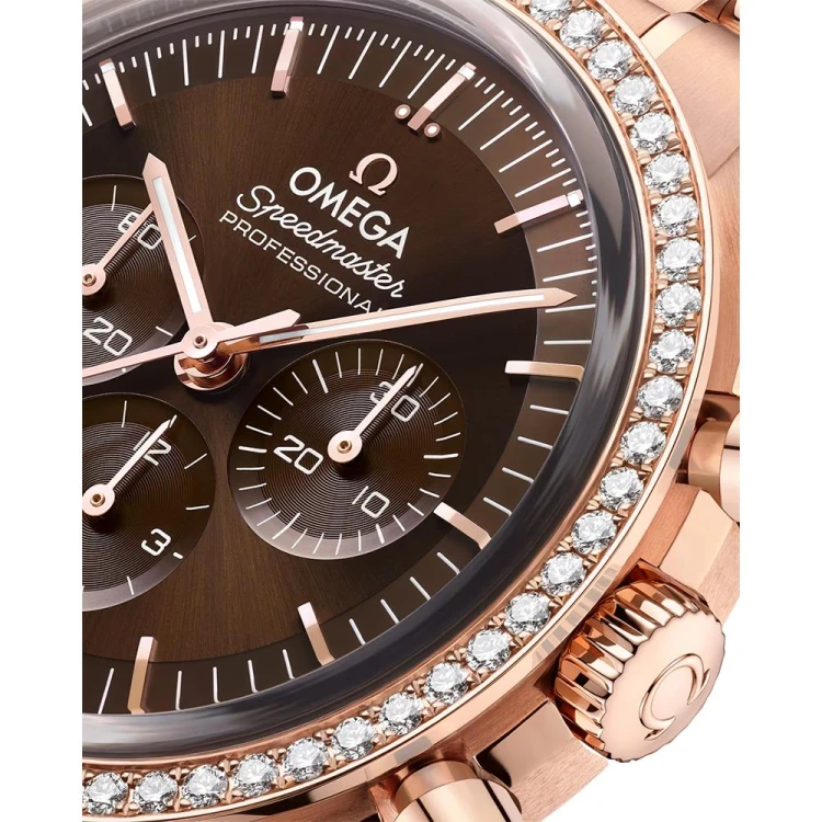 omega-speedmaster-moonwatch-professional-oro-sedna-42-mm_1.jpg