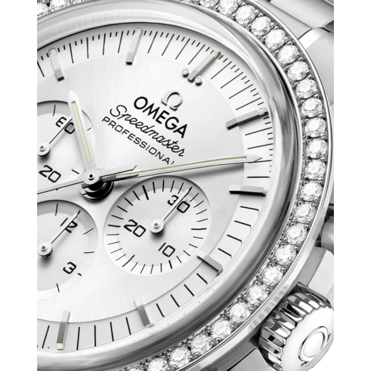 speedmaster-moonwatch-professional-42-mm (2).jpg