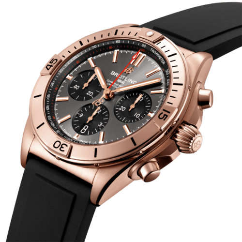 rb0134101b1s1-chronomat-b01-42-three-quarter.png
