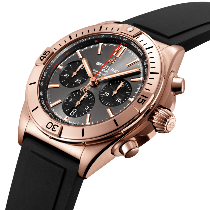 rb0134101b1s1-chronomat-b01-42-three-quarter.png