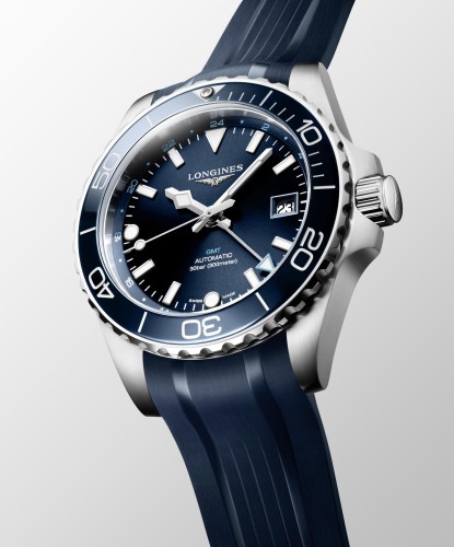 Hydroconquest GMT L37904969.jpg