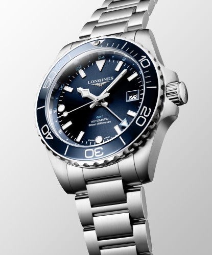 Hydroconquest GMT L37904966.jpg