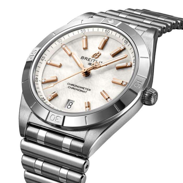 a10380101a4a1-chronomat-automatic-36-three-quarter.png