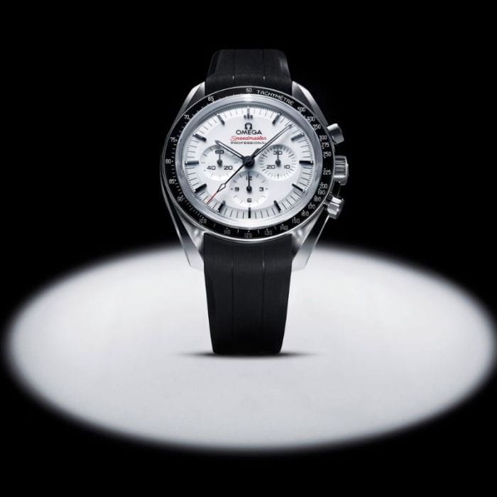 omega-speedmaster-moonwatch-blanco-42mm-31032425004001.jpg