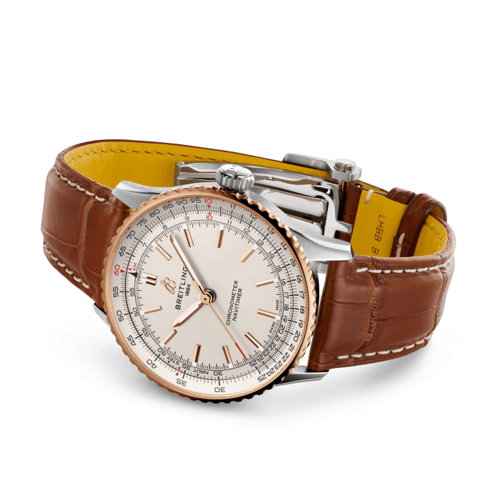 u17329f41g1p1-navitimer-automatic-41-rolled-up.png