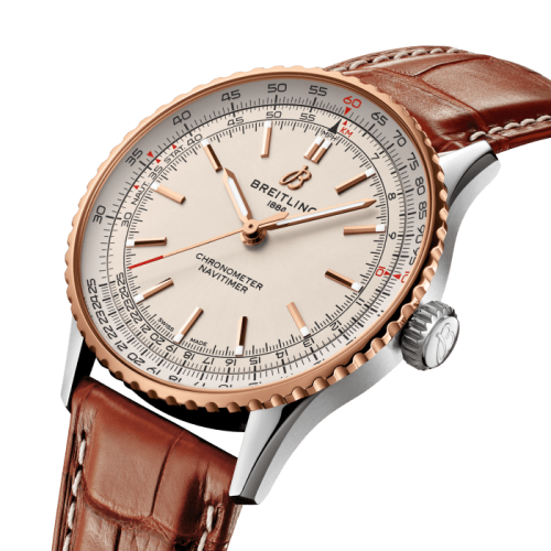 u17329f41g1p1-navitimer-automatic-41-three-quarter.png