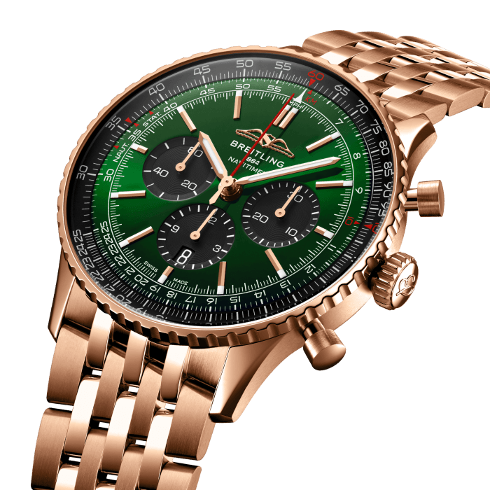 rb0137241l1p1-navitimer-b01-chronograph-46-three-quarter-2.png