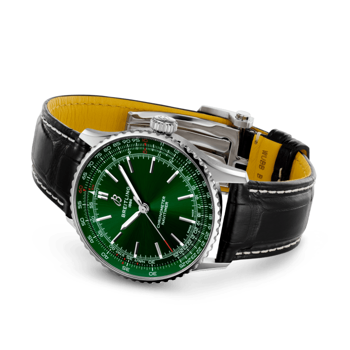 a17329371l1p1-navitimer-automatic-41-rolled-up.png
