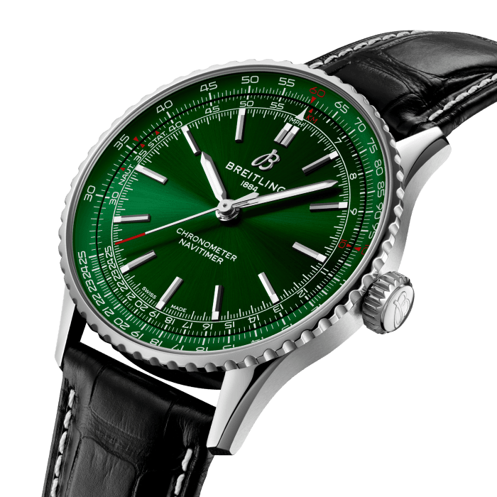 a17329371l1p1-navitimer-automatic-41-three-quarter.png