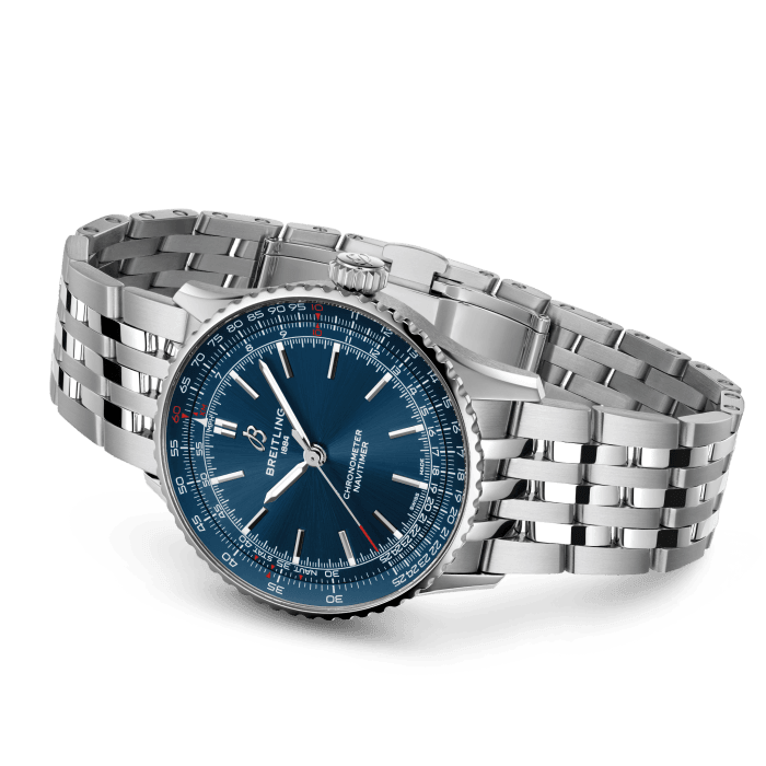 a17329161c1a1-navitimer-automatic-41-rolled-up.png