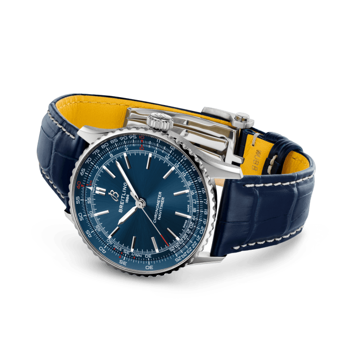 a17329161c1p1-navitimer-automatic-41-rolled-up.png