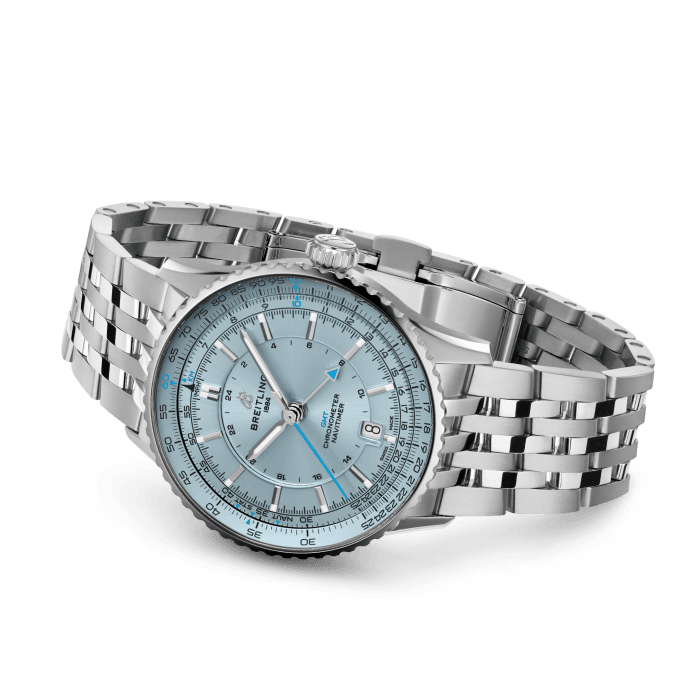 a32310171c1a1-navitimer-automatic-gmt-41-rolled-up.png
