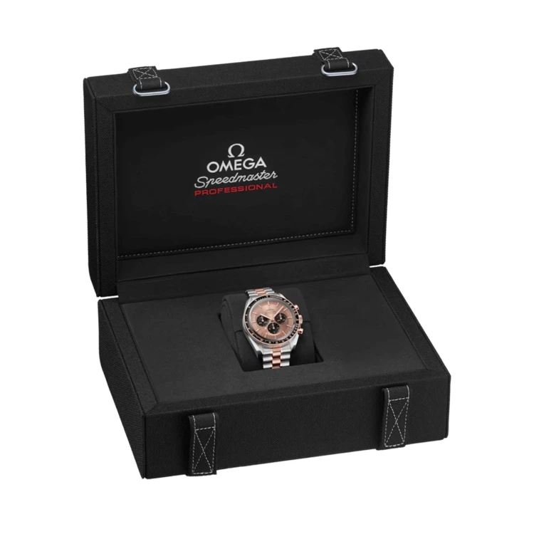 montre-omega-speedmaster-moonwatch-professional-chronographe-bicolore-acier-et-or-rose-sedna-42-mm (4).webp
