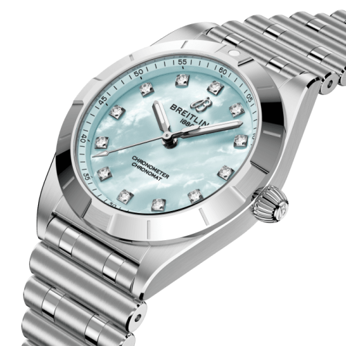 a72310101c1a1-chronomat-28-three-quarter.png
