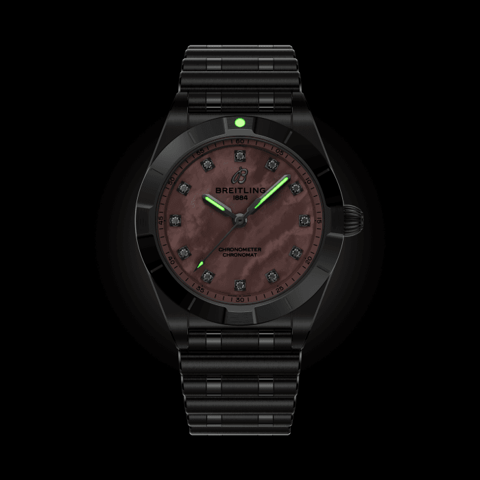 a72310101k1a1-chronomat-28-lumes.png