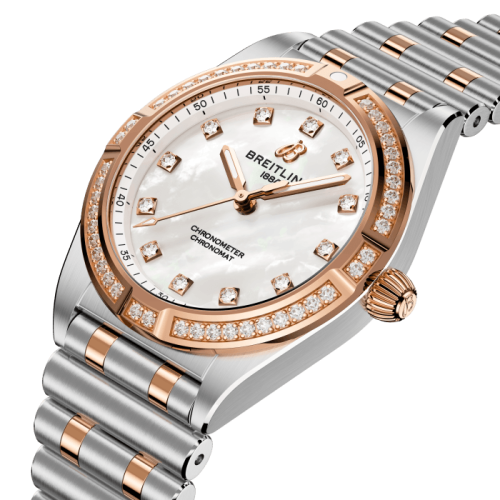u72310531a1u1-chronomat-28-three-quarter.png