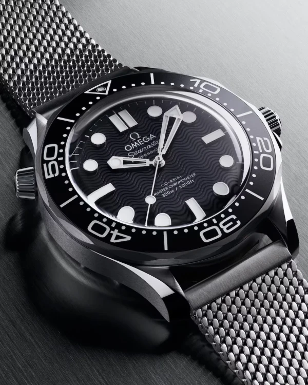 omega-seamaster-diver-300m-co-axial-master-chronometer-42-mm-21030422001010-portrait-3-576c22.webp