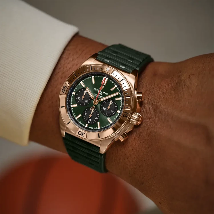 rb0134101l1s1-on-wrist_ca15ce71_thumbnail_1024.webp