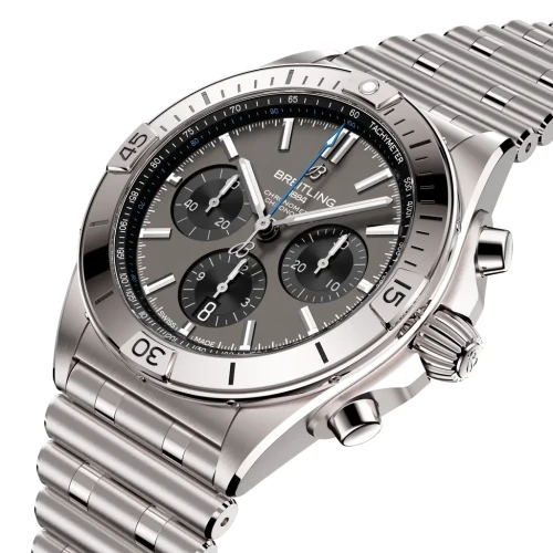 eb0134101m1e1-three-quarter_913d965e_thumbnail_1024.webp
