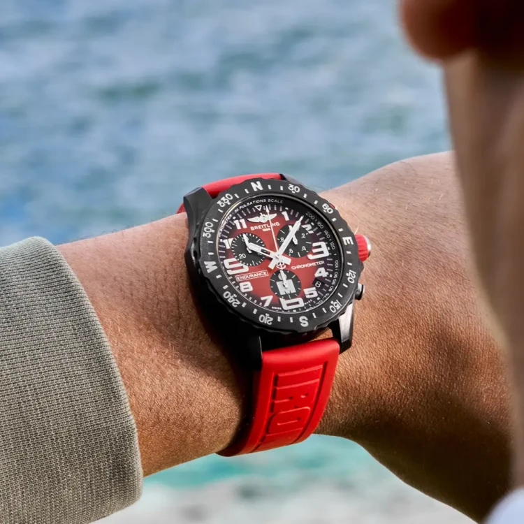 x823109a1k1s1-on-wrist_67786413_thumbnail_1024.webp