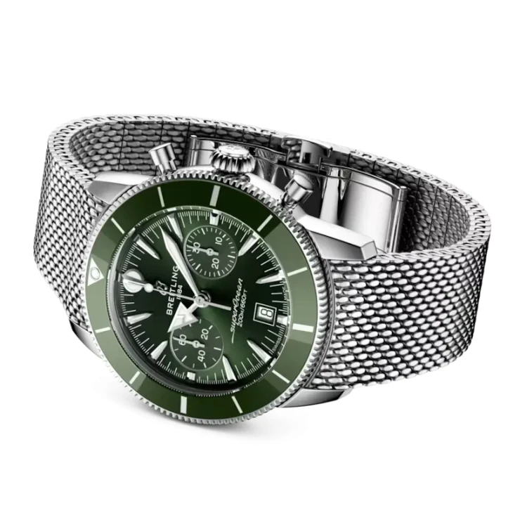 ab0156361l1a1-rolled-up_55be7075_thumbnail_1024.webp