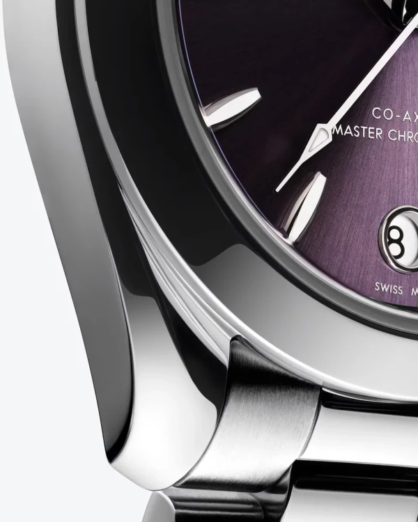 omega-seamaster-aqua-terra-150m-co-axial-master-chronometer-30-mm-22010302010002-portrait-2-b5fa59.webp