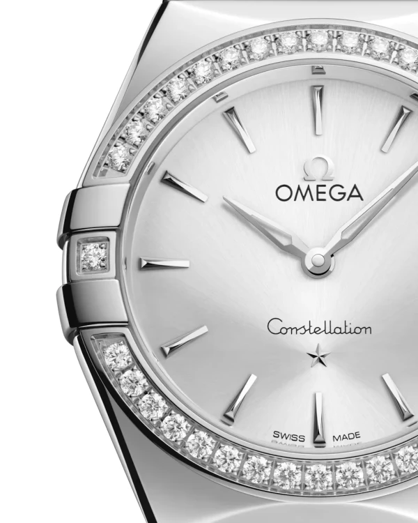 omega-constellation-quartz-28-mm-13115286002001-portrait-2-67b5b7.webp
