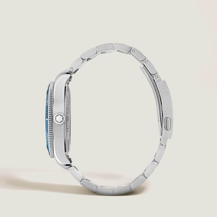 mb-134022_iced_sea_automatic_date_oxygen_1.jpg