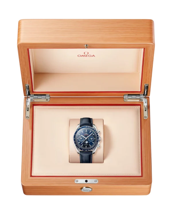 omega-speedmaster-moonphase-co-axial-master-chronometer-moonphase-chronograph-44-25-mm-30433445203001-portrait-4-37ed79.webp