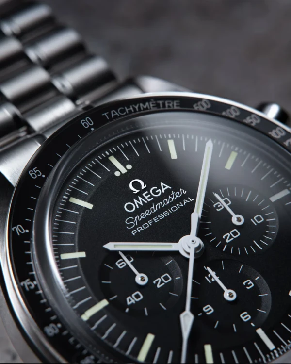 omega-speedmaster-moonwatch-professional-co-axial-master-chronometer-chronograph-42-mm-31030425001002-portrait-5-9a13d3.webp