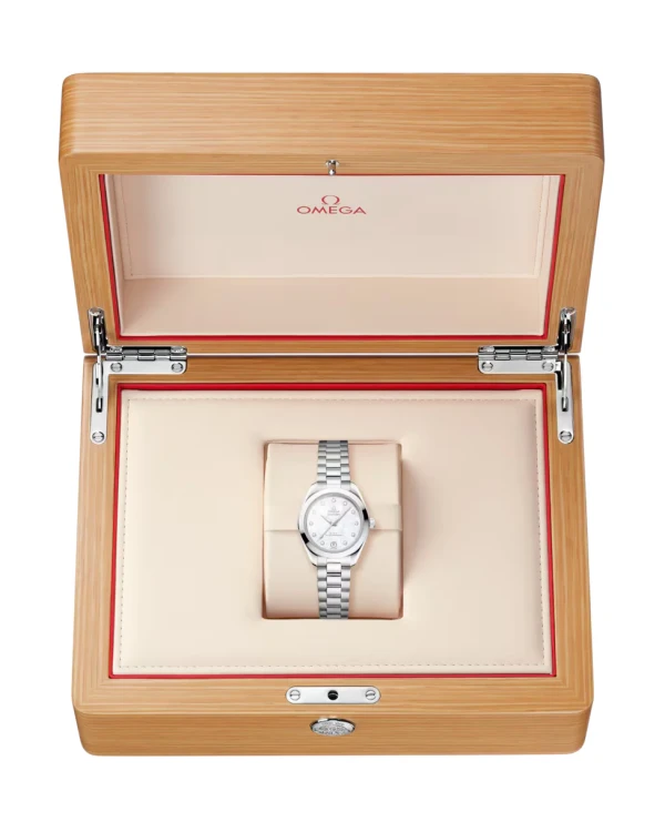 omega-seamaster-aqua-terra-150m-co-axial-master-chronometer-30-mm-22010302055001-portrait-8-65608d.webp