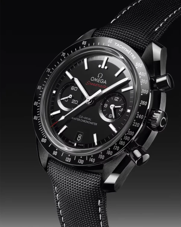 omega-speedmaster-dark-side-of-the-moon-co-axial-master-chronometer-chronograph-44-25_mm-31092445101002-portrait-4-4f6eae.webp