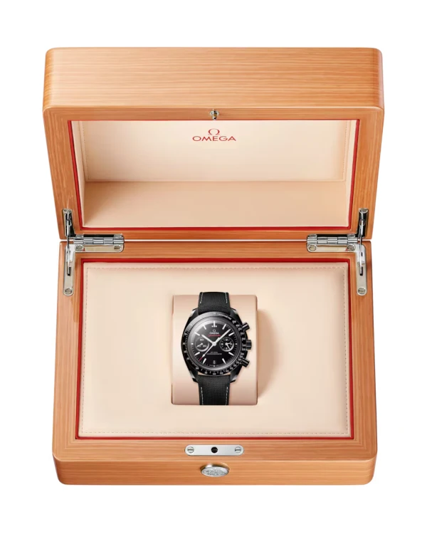 omega-speedmaster-dark-side-of-the-moon-co-axial-master-chronometer-chronograph-44-25_mm-31092445101002-portrait-5-5681f1.webp