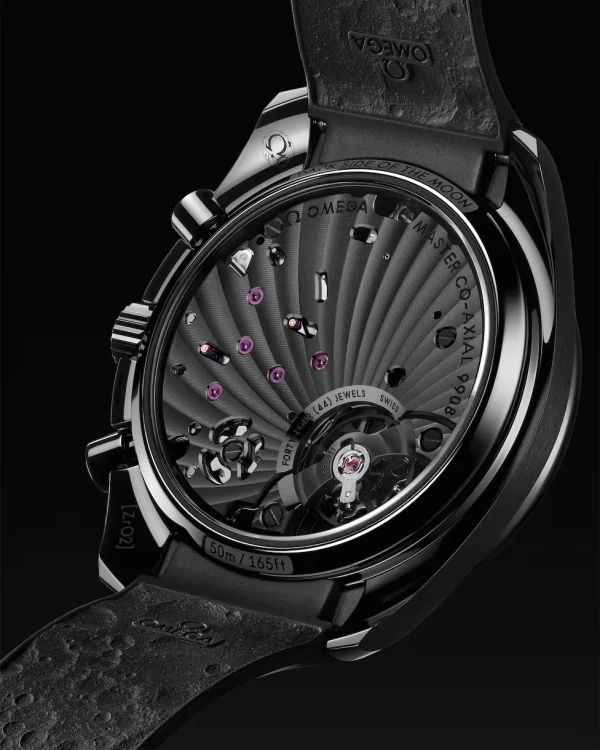 omega-speedmaster-dark-side-of-the-moon-co-axial-master-chronometer-chronograph-44-25_mm-31092445101001-portrait-5-581096.webp