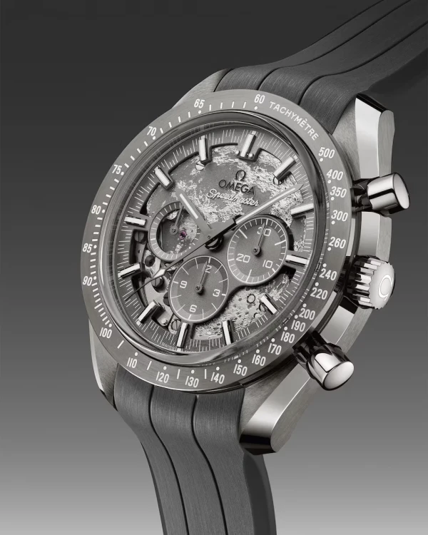 omega-speedmaster-dark-side-of-the-moon-co-axial-master-chronometer-chronograph-44-25_mm-31092445006002-portrait-4-19ea38.webp